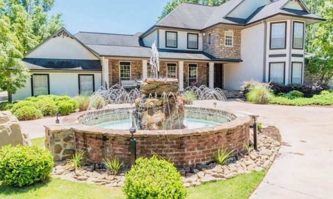 Starkville House | Mansion at MSU