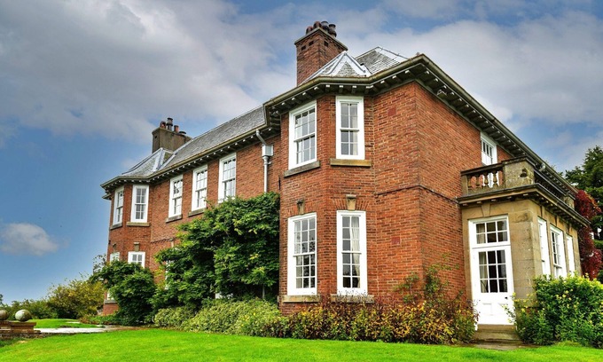 Carlisle House | Mansion in Carlisle near Lake District