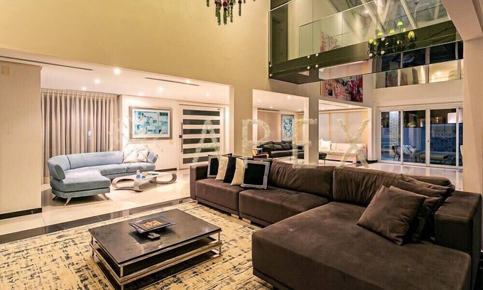Jurere Internacional House | Mansion in jurere internacional