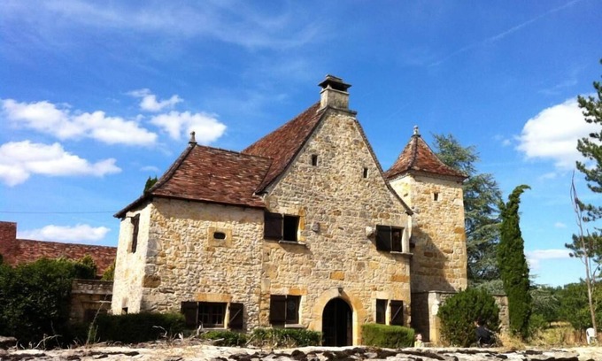 Nadaillac-de-Rouge House | Mansion - Lamothe Fénelon