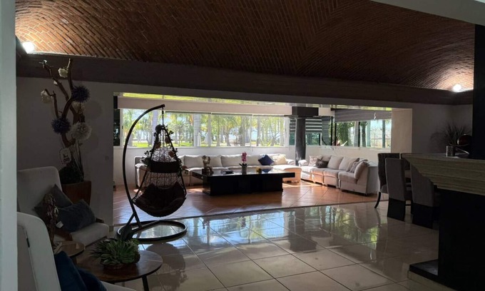 Riberas del Pilar House | Mansion with Lake View, Garden and Pool