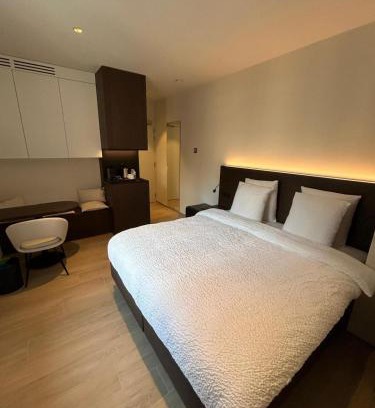 Ieper Hotel | Manteka Logies