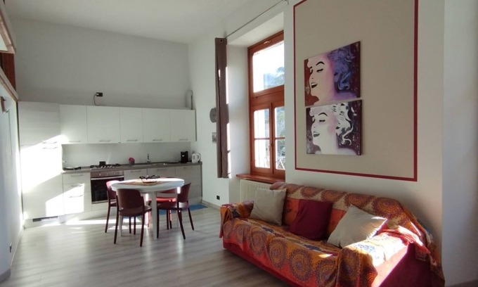 Domodossola Apartment | Mantellini 2A - Bright and elegant