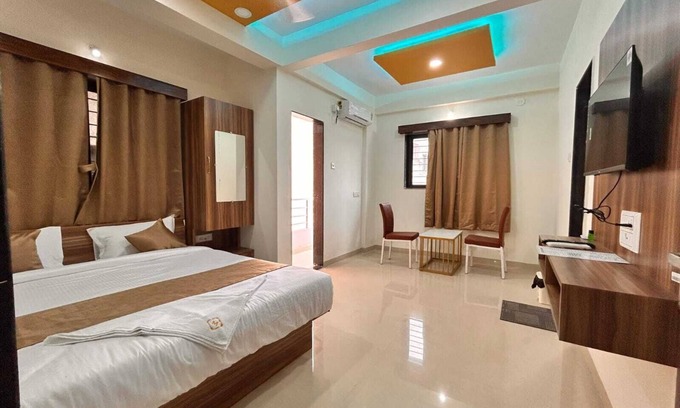 Wagholi Hotel | Mantra Inn