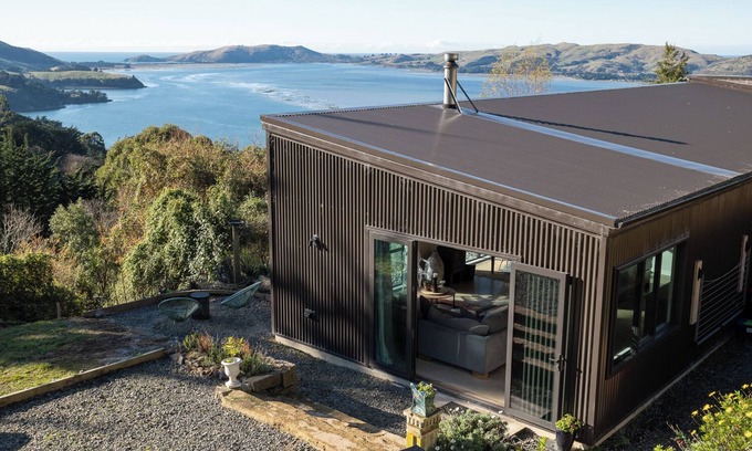 Careys Bay House | Manu Heights - Tranquil Luxury, Views & Privacy.