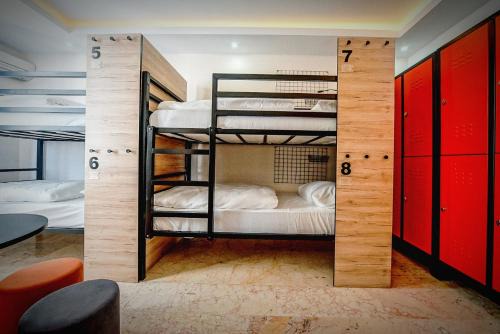 Ust Bostanci Hostel | Manu Startup House