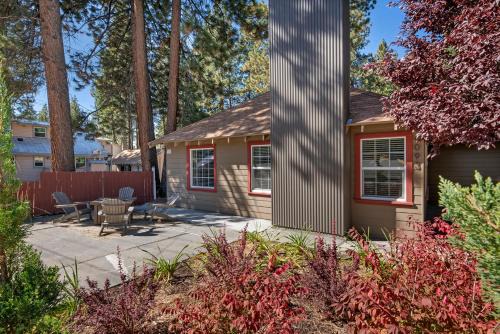 Lakeside Park House | Manzanita Holiday