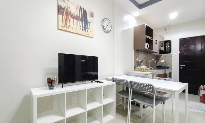 Mabini Apartment | Manzil Anilao Cosy 2 Bedroom Apartment U1
