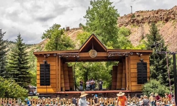 Lyons Cabin | Maple Cabin-RMNP*Pet Friendly*Winter Getaway!