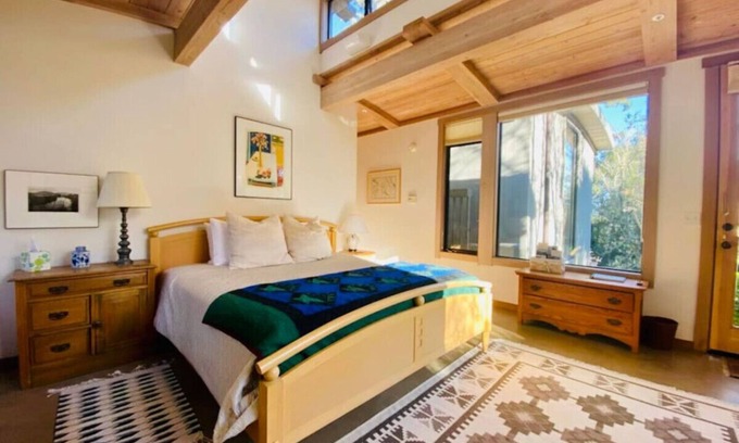 Point Reyes Station Apartment | Maple Cottage - peaceful and elegant