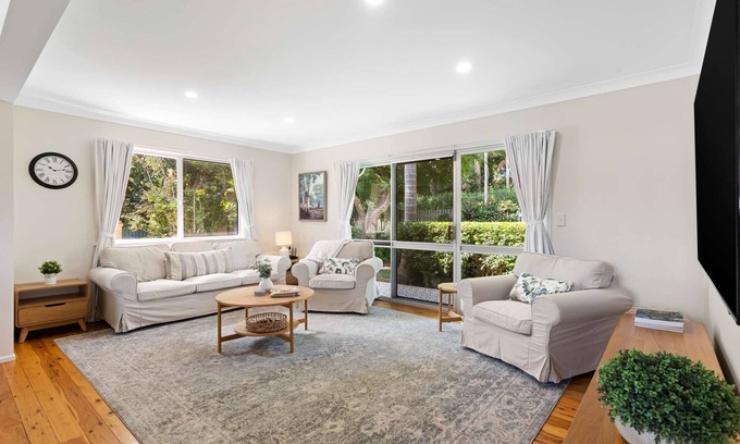 East Toowoomba House | Maple Cottage - Perfect Eastside Location