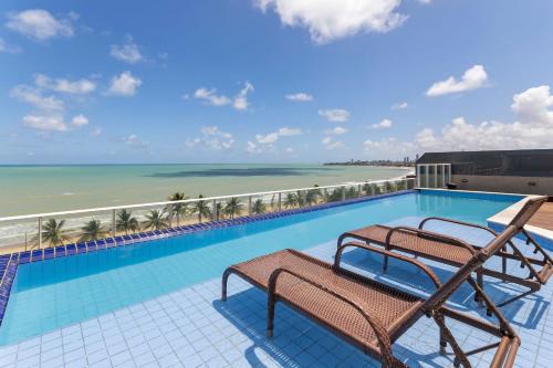 Cabedelo Apartment | Mar Bello Plaza #207 por Carpediem