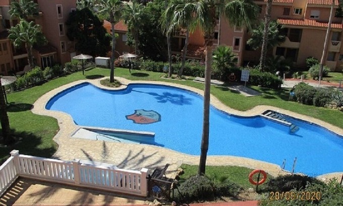 Urbanizacion Hacienda las Chapas Apartment | Marbella 2 Bed 2 Bath Luxury Apartment near Cabopino