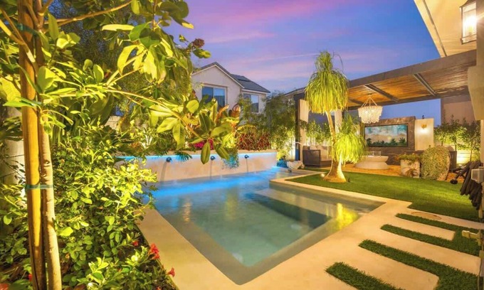 San Juan Capistrano Cottage | @marbella Lane - Stylish Dream Home in RMV w/Pool