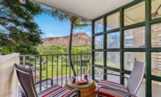 Diamond Head - Kapahulu - St. Louis Apartment | @ Marbella Lane -Coastal retreat near Diamond Head