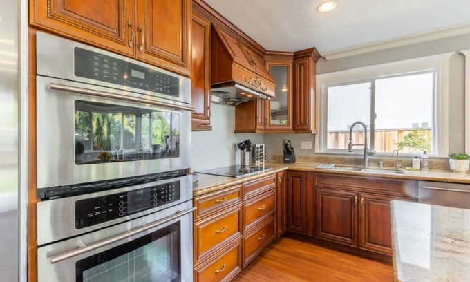 Union City House | @ Marbella Lane - Elegant and Spacious Home