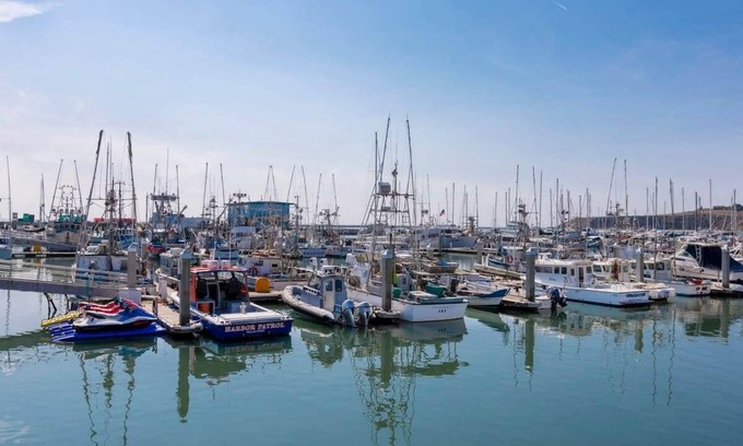 El Granada House | @ Marbella Lane - Seaside Retreat | Laundry + P