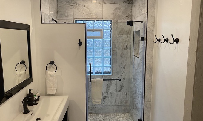 Holy Cross House | Marble | Granite | Stainless | Near Downtown