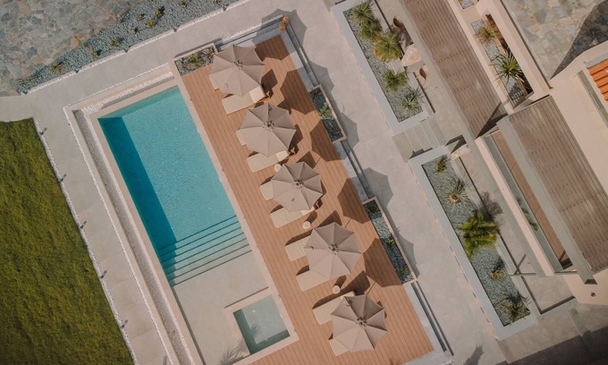 Karteros Apartment | Marble Luxury Suites