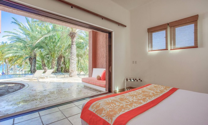 Ensenada Los Muertos Villa | Marcela Lw: Oceanview 2-bedr with private pool and jacuzzi