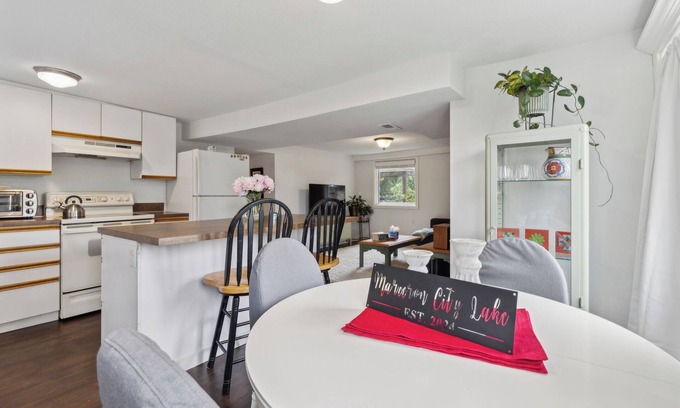 Mount Baker House | Marceron City Lake House - Mins to Downtown!
