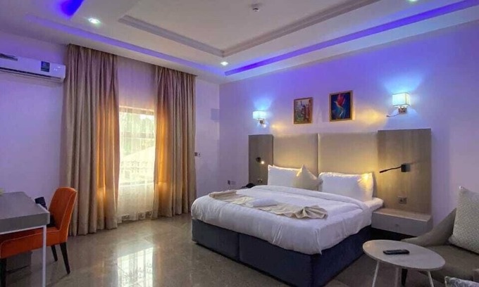 Ibadan Hotel | Marchforte-Courtyard Hotel