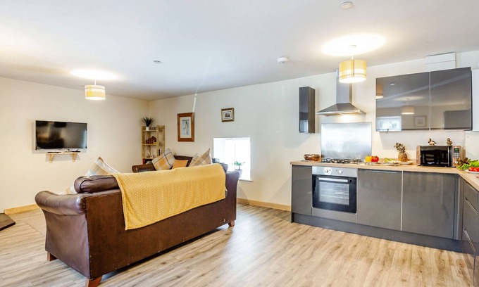Brynrefail House | Marchlyn