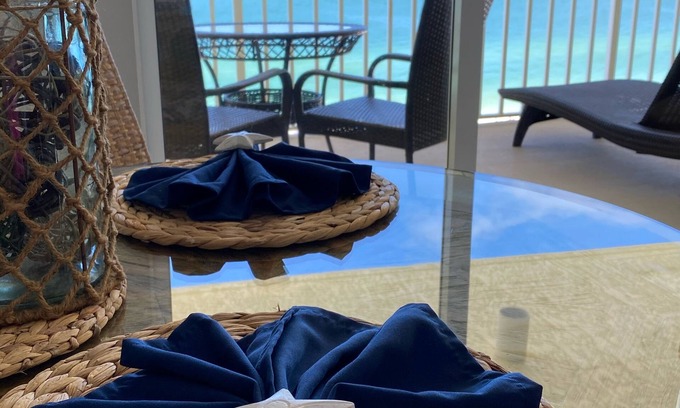Marco Island Condo | Marco Island 10th Floor Condo - Captivating Penthouse Beach Views!