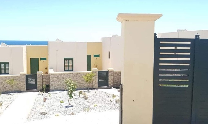 Lahania House | Mare Blu1 on the beach is a maisonette ideal for relaxing holidays by the sea