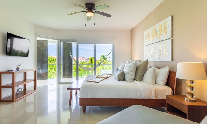 Puerto Juarez Apartment | Mareazul Casa Quetzal (Sur) by RedAwning