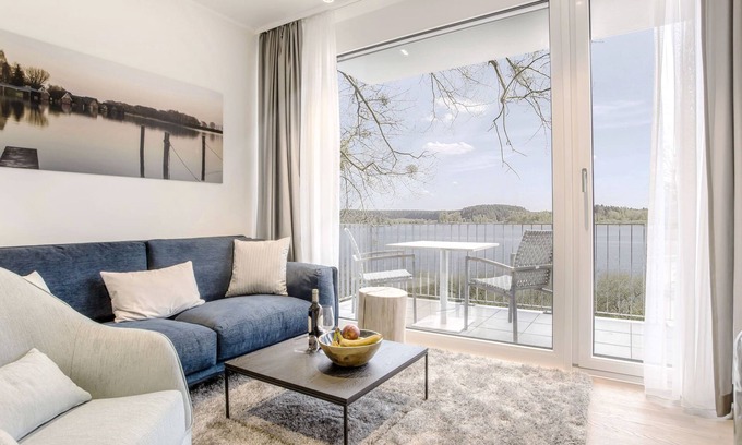 Muritz Apartment | Maremüritz-Aurora Müritzblick by Interhome