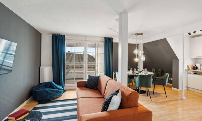 Verden Apartment | Maremar - Maisonette at Holzmarkt - luxury boxspring - workplace - loggia