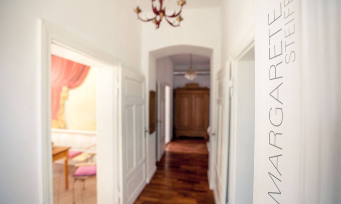 Alt Suhrkow Apartment | Margarete - Ferienwohnung auf Gut Pohnstorf