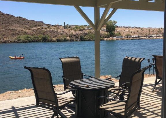 Parker Dam House | Margaritaville at River Lodge! Right on the river!