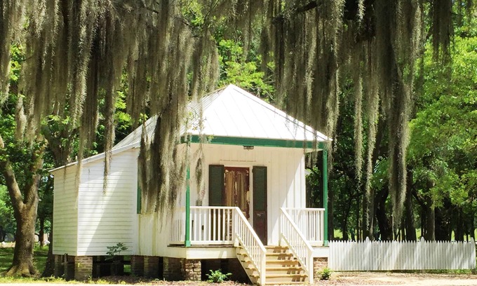 Destrehan Cottage | Marguerite Creole Country Cottage