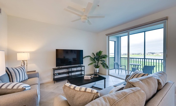 Immokalee Condo | Maria Condo w/Community Pool Access