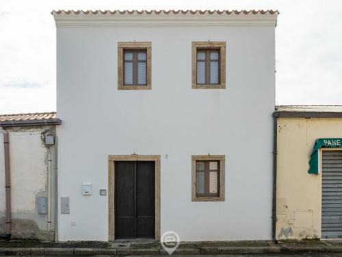 Massama House | Maria Grazia's Holiday Home