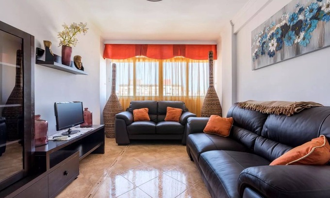 Carretera de Cadiz Apartment | MARIAM APARTMENT Lovely 3 bedroom apartment on a 7th floor