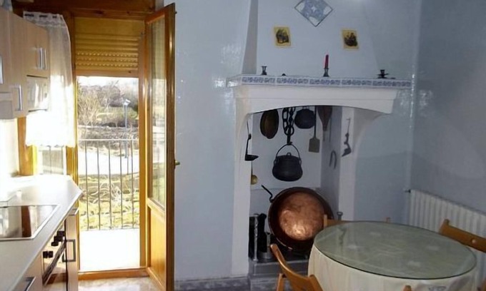 Biescas Cottage | Maribel Tourist Apartment for 5 people
