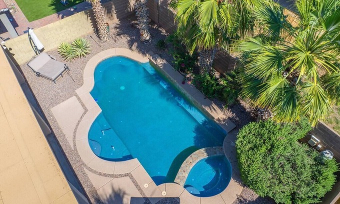 Maricopa House | Maricopa Retreat |Pool | Spa | Game Room