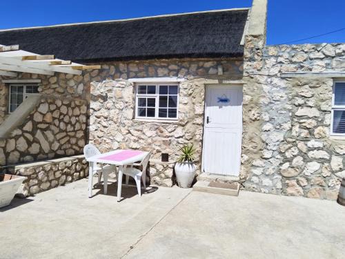 Arniston Apartment | Mariette's Cottage