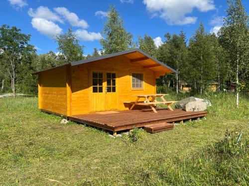 Laane-Nigula Parish House | Marika Puhkeküla - Nurgatalu Öömaja "shared bathroom"