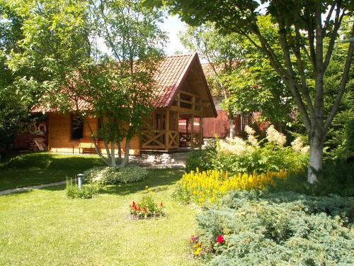 Stare Sady Cabin | Marina Bajana