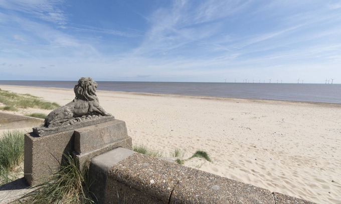 Caister-on-Sea House | Marina Beach House