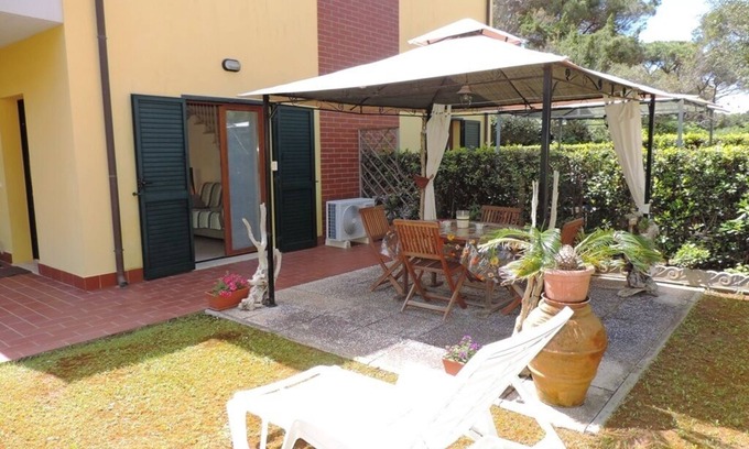 Marina di Bibbona Apartment | Marina Di Bibbona: Apartment/flat - Bibbona