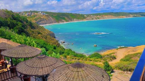 Karaburun Koyu Hotel | Marina Fener Hotel & Suite