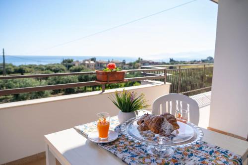 Torre Colonna-sperone Apartment | Marina Holiday