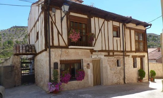 Curiel Cottage | Marina House for 8 people