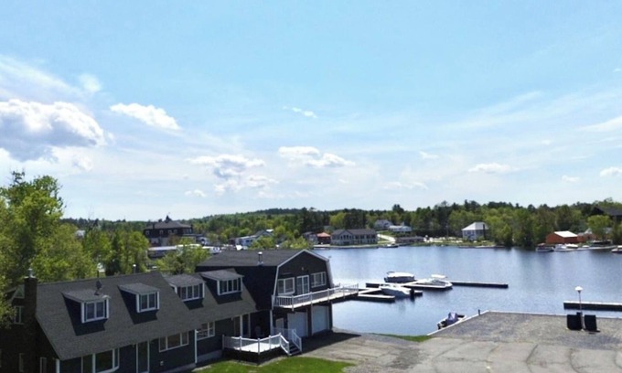 Greenville House | Marina House-In Town Waterfront