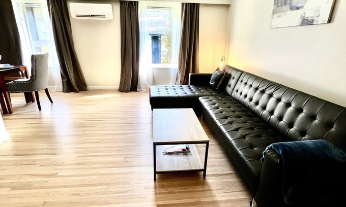 Port Alice Apartment | Marina Side 2 Bedroom 1 Bathroom Updated Apartment